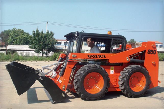 skip steer loader GN850（push sand in shipyard）function